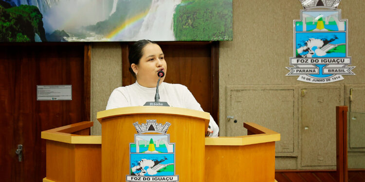 Nova lei quer proibir condomínios de exigir entrada de entregadores em áreas internas