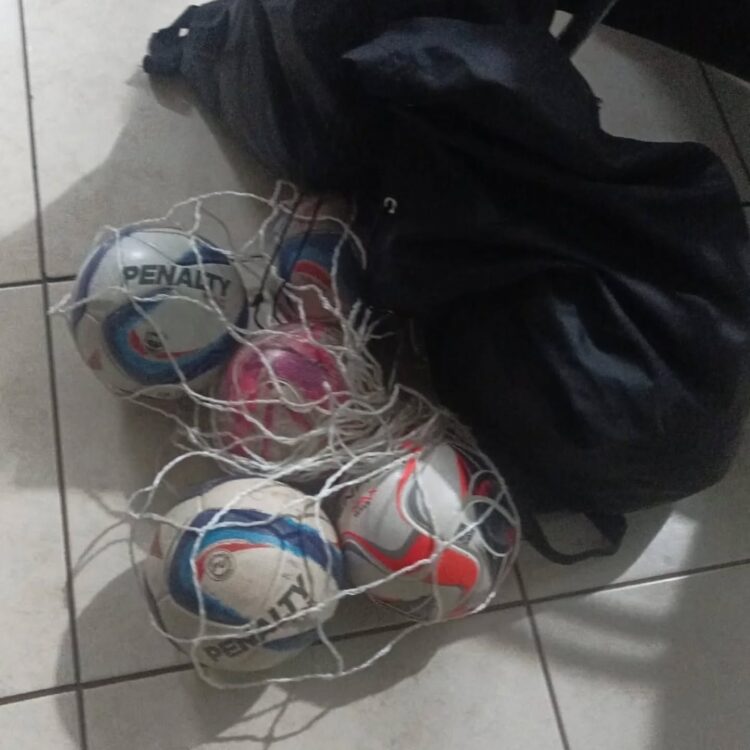 Dois homens são presos após serem flagrados furtando ônibus no centro de Foz do Iguaçu