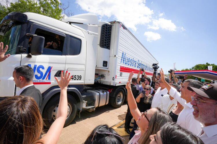 Quase 24 horas após Lula, presidente do Paraguai faz cerimônia de abertura da Ponte da Integração