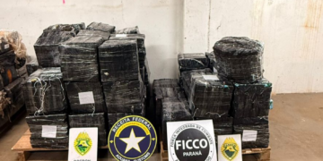 FICCO flagra carga de maconha oculta em bobinas de celulose e prende motorista na BR-277