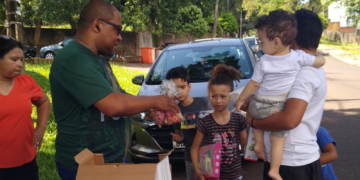 Paróquia São João Batista antecipa Natal das crianças da Vila Bancária