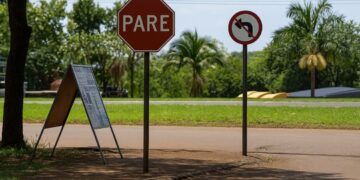 Após reclamações, trânsito nas vias marginais à BR-277 segue sem alterações