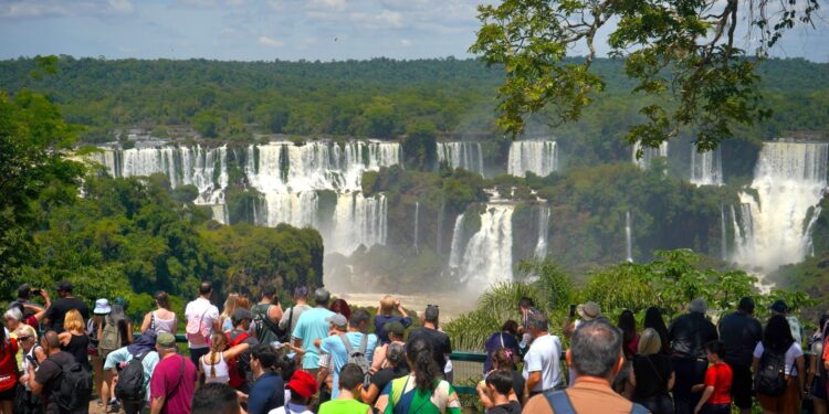 Parque Nacional do Iguaçu fecha novembro com novo recorde