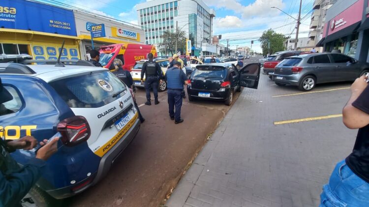 Confronto com Guardas Municipais no centro deixa suspeito ferido e outro preso