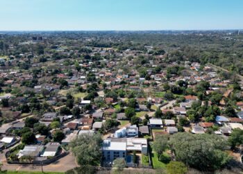 Itaipu faz maior oferta de imóveis da Vila A e leva 71 casas a leilão