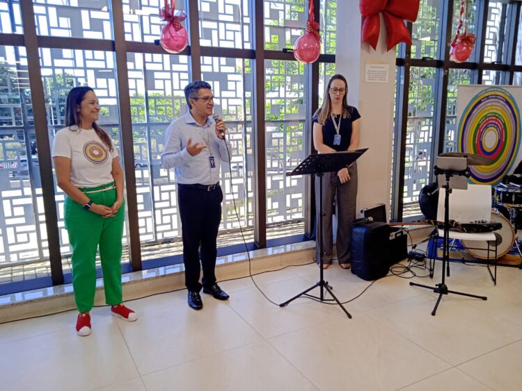 Acolhimento e Esperança: Voluntários promovem celebração de Natal para pacientes oncológicos no Hospital Itamed