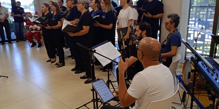 Acolhimento e Esperança: Voluntários promovem celebração de Natal para pacientes oncológicos no Hospital Itamed