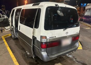 Receita Federal apreende van com mais de 100 kg de crack na Ponte da Amizade