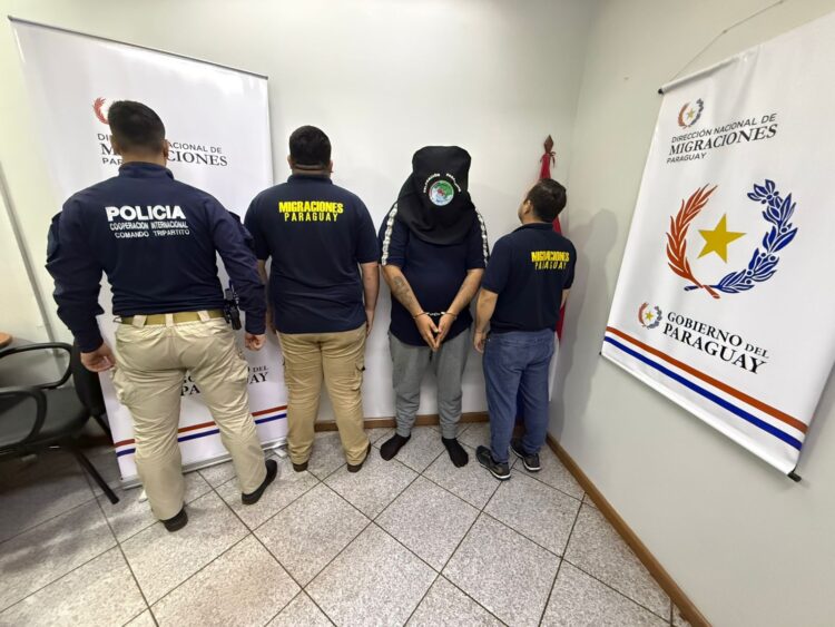 Marcolinha: Líder de facção catarinense é expulso do Paraguai e entregue em Foz do Iguaçu