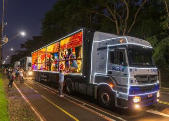 Magia do Natal toma conta das ruas de Foz do Iguaçu neste fim de semana