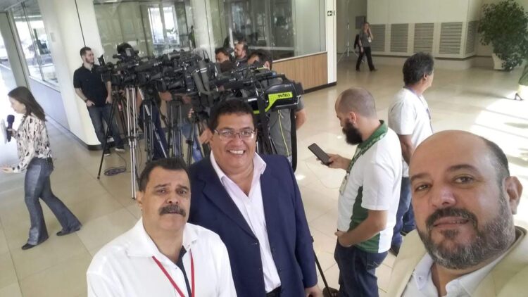 Autoridades, colegas e amigos se despediram de Ely Silva com mensagens e homenagens