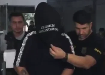 Marcolinha: Líder de facção catarinense é expulso do Paraguai e entregue em Foz do Iguaçu