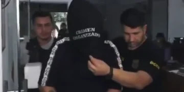 Marcolinha: Líder de facção catarinense é expulso do Paraguai e entregue em Foz do Iguaçu