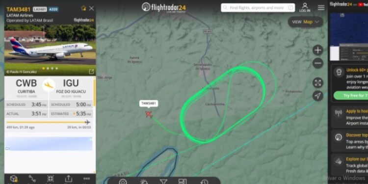 Temporal faz voo da Latam de Curitiba sobrevoar a região por 40 minutos antes de pousar