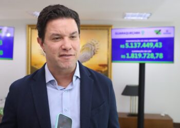 Guto Silva destaca candidatura, aliança e serviços do Poupatempo em Foz