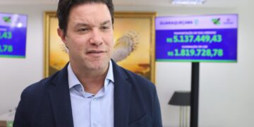 Guto Silva destaca candidatura, aliança e serviços do Poupa Tempo em Foz