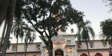 Parque Nacional do Iguaçu terá funcionamento reduzido neste sábado (20)