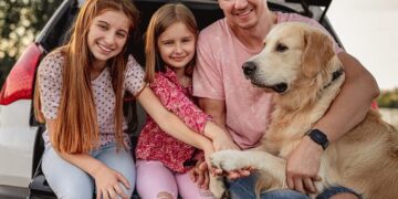 Alta temporada à vista? Veja como organizar suas finanças para viajar sem aperto   