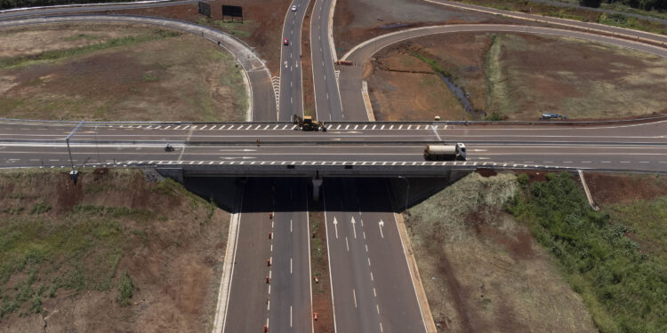 Mil veículos usam a Perimetral Leste de Foz em menos de 24 h, diz DER