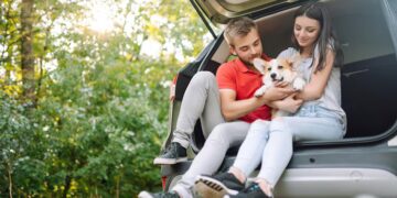 Alta temporada à vista? Veja como organizar suas finanças para viajar sem aperto   