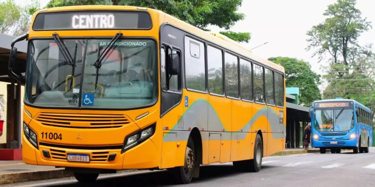 Mudanças no transporte coletivo em Foz: Linhas alteradas e renovação do cartão estudantil