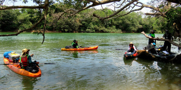 Marinha alerta para riscos na navegação no Oeste devido ao mau tempo