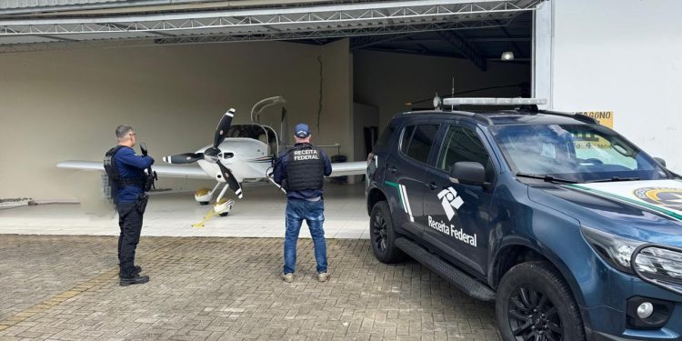 Receita Federal apreende R$ 1,55 bilhão em mercadorias no PR e SC em 2025