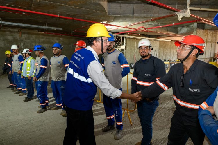 Ministro da Educação visita obras do Campus Arandu e Campus Universitário