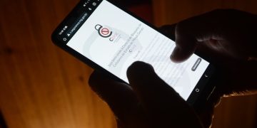 Secretaria de Saúde alerta sobre número de telefone furtado ou hackeado em Foz do Iguaçu