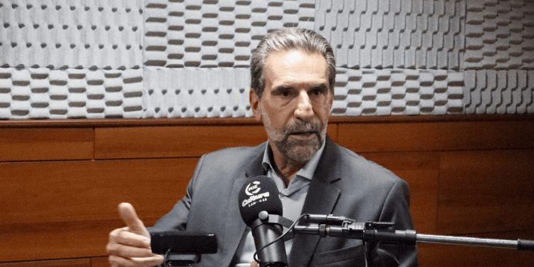 Enio Verri descarta candidatura em 2026 e aponta Senado como foco de Lula