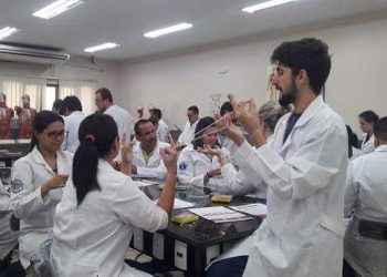 Unila recebe nota 2 em Medicina e pede revisão ao INEP após Enamed 2025