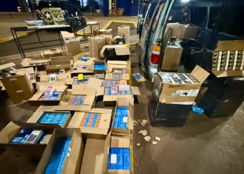 Receita Federal apreende R$ 1,5 milhão em mercadorias na Ponte da Amizade