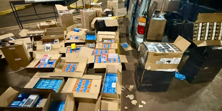 Receita Federal apreende mais de R$ 1,5 milhão em mercadorias