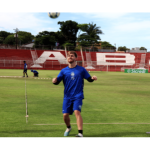 Foz recebe Azuriz no ABC em busca de embalar no Paranaense após vitória na estreia