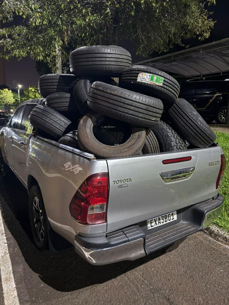 Ação integrada no Rio Paraná desarticula esquema de contrabando na fronteira