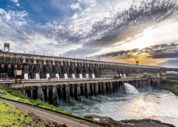 Itaipu anuncia aporte de R$ 1,5 bilhão para segurar tarifa de energia em 2026