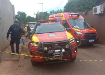 Homem é executado a tiros na Vila Brás; carro usado no crime é encontrado queimado