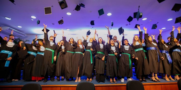 UNILA lança Mapa de Egressos e fortalece acompanhamento de formados