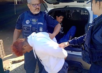 Guarda Municipal impede roubo em casa e prende três suspeitos