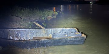 Porto clandestino no rio Paraná é alvo de operação contra contrabando