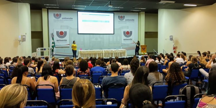 Sindicato da Educação Municipal lança cursinho para concurso da Prefeitura de Foz