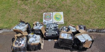 PF e PM apreendem anabolizantes e pneus contrabandeados em Foz do Iguaçu