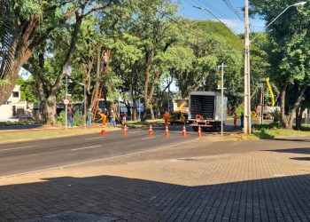 Avenida JK terá pista interditada para obras do sistema elétrico neste sábado (31)