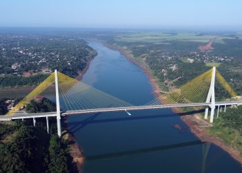 Restrição a ônibus de turismo nas pontes gera reação do trade em Foz