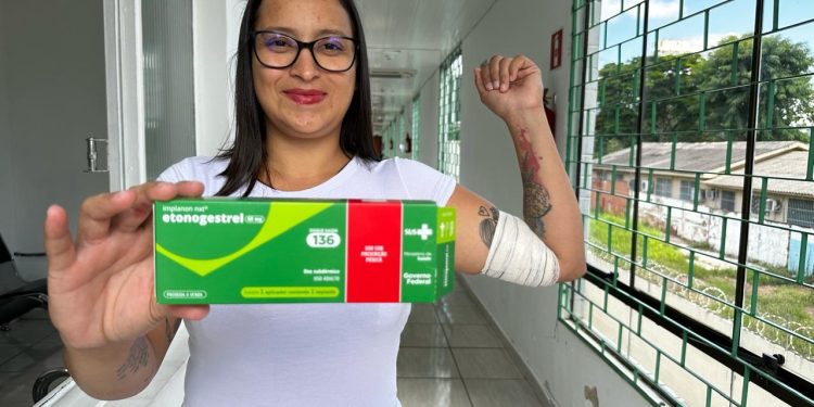 SUS disponibiliza implante contraceptivo subdérmico em Foz