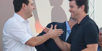 Em Foz, Guto Silva reforça pré-candidatura e descarta plano B ao Senado