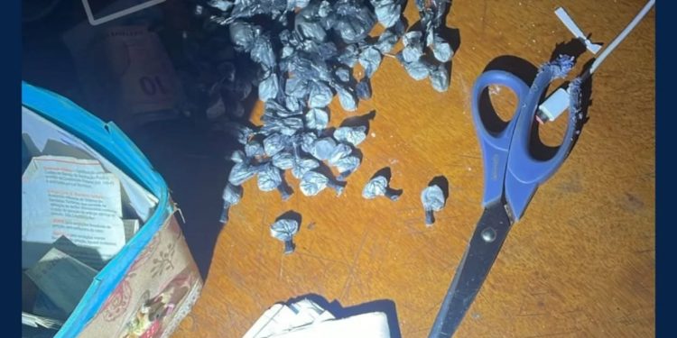 GM e PM realizam prisão e apreendem drogas, dinheiro e celulares no Cidade Nova