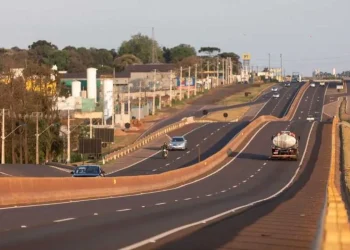 Projeto reduz faixa não edificável em rodovias urbanas de Foz para 5 metros