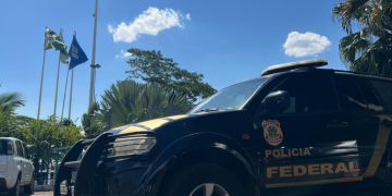 Foragidos da Justiça são capturados no Paraguai e entregues à PF em Foz