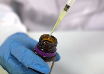 UNILA recruta voluntários para estudo inédito com cannabis na prevenção do Alzheimer